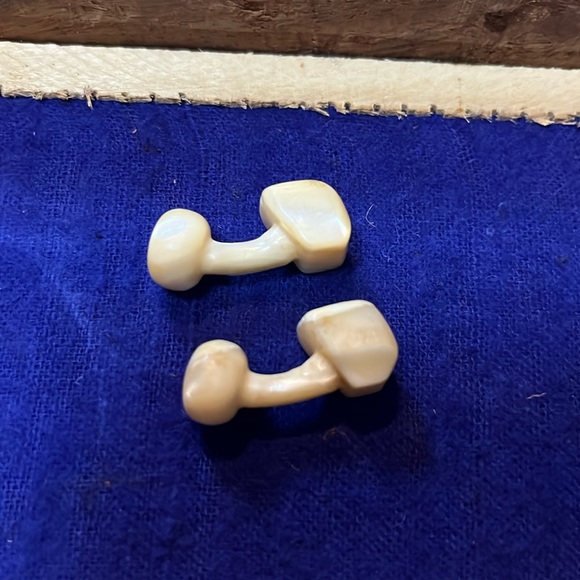 Vintage Unique Mother of Pearl Cuff Links -